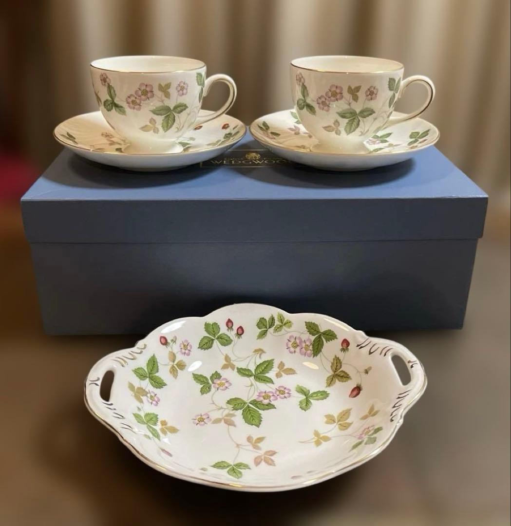 　カップ&ソーサー　ケーキ皿　プレート ワイルドストロベリー