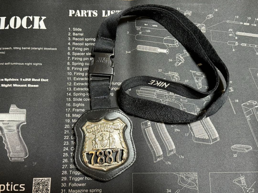 ろ*け様 実NYPD ニューヨークポリス OFFICER 実セカンドバッチ