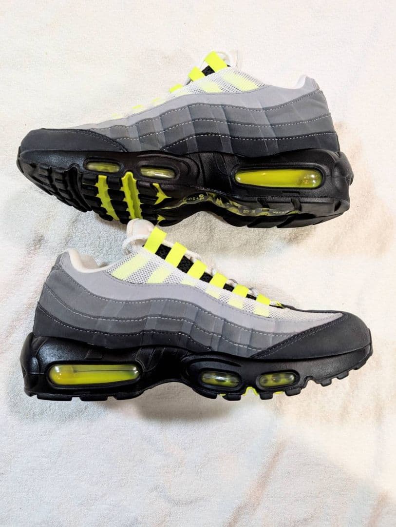 毎日値下げ　ナイキ エアマックス95 イエローグラデ 2020☆正規品☆美品☆