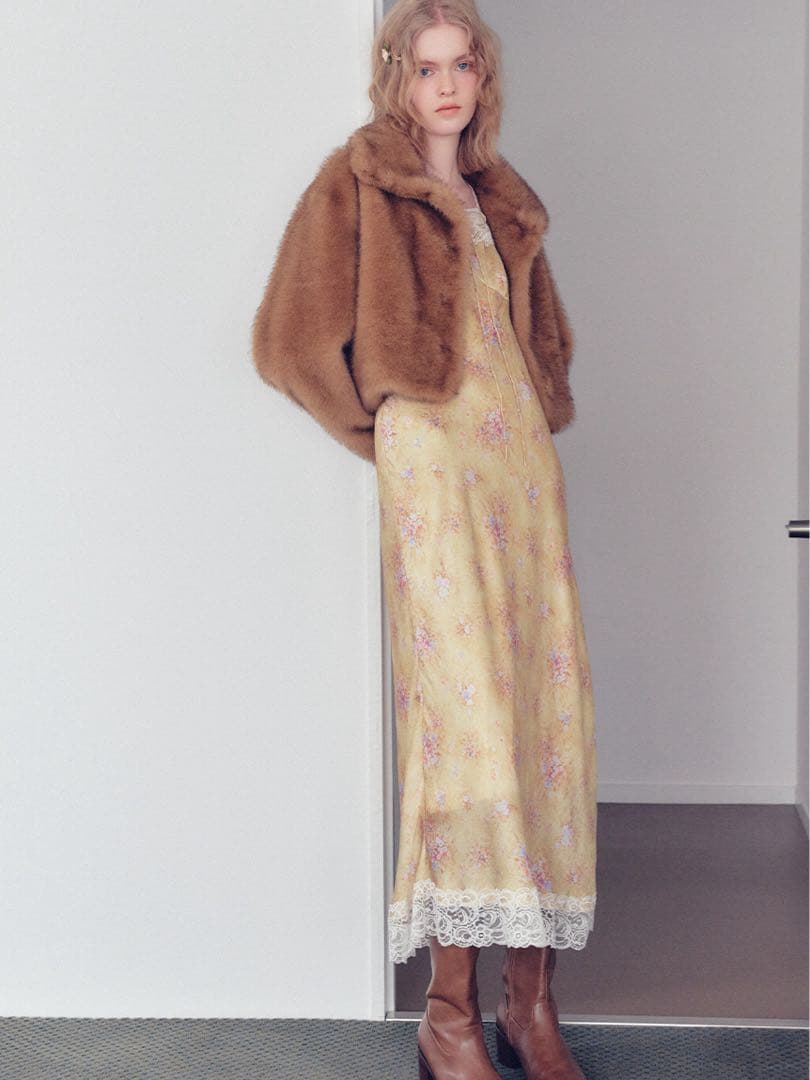 LILYBROWN ヴィンテージレーストリムサテンドレス