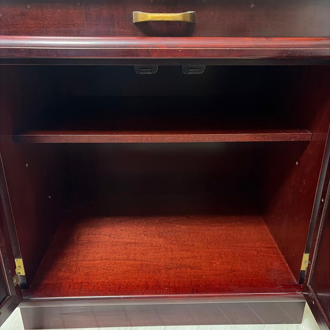 オールドカリモク家具　観音開き木製キャビネット