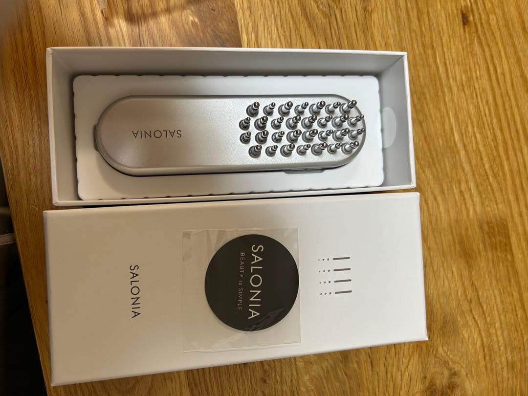 【新品　未使用品】SALONIA EMSリフトブラシ