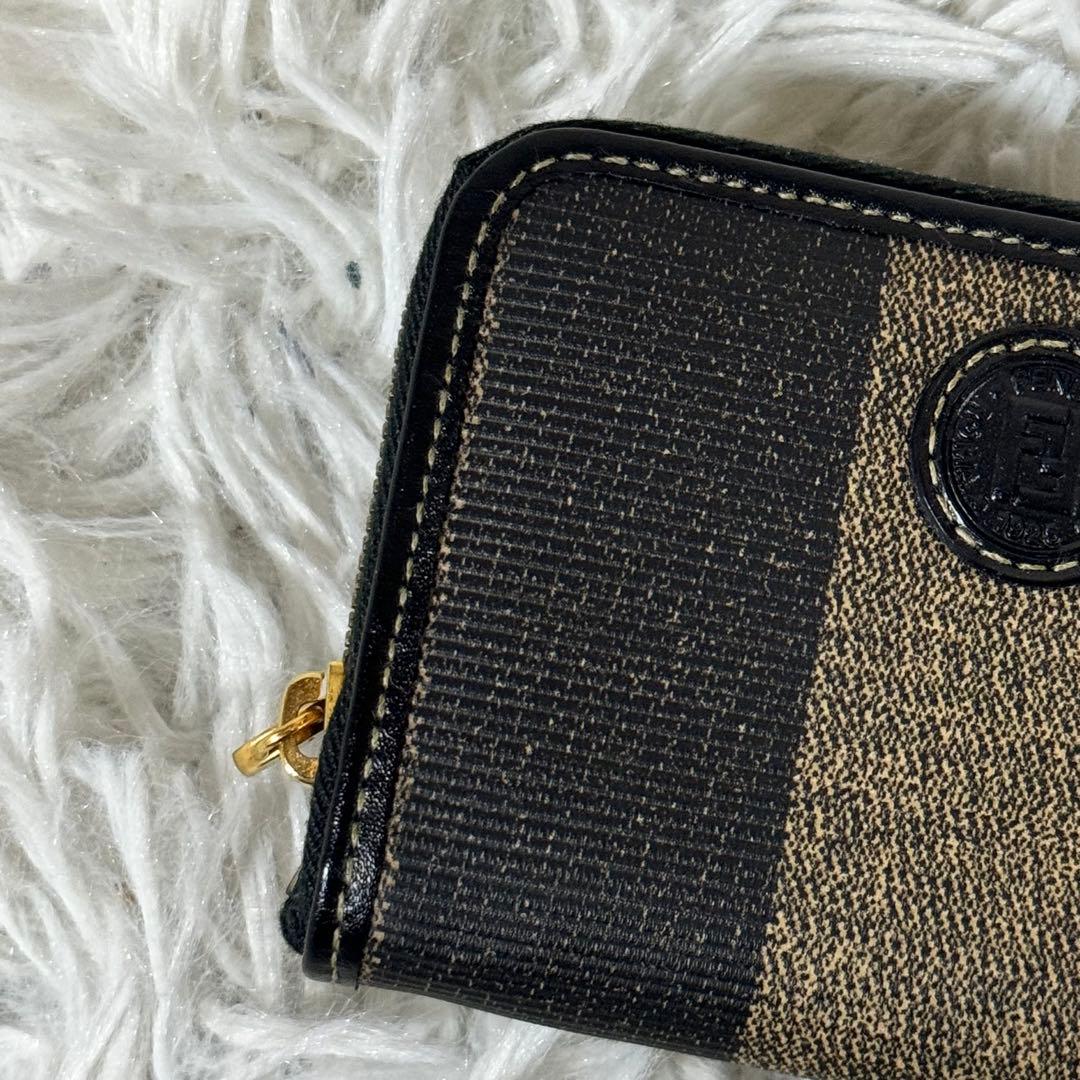 新品未使用✨FENDI フェンディ ペカン ケース 小銭入れ 63447