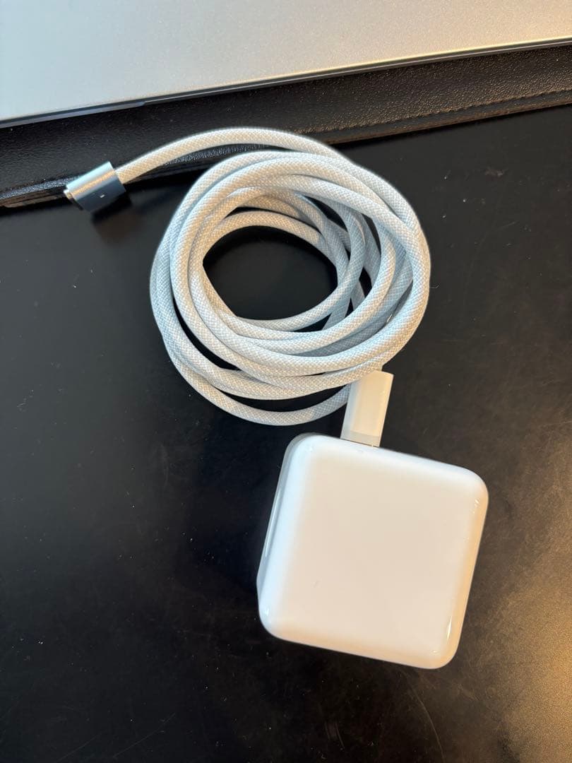 MacBook 15インチMacBook Air M4チップ16GB 256GB