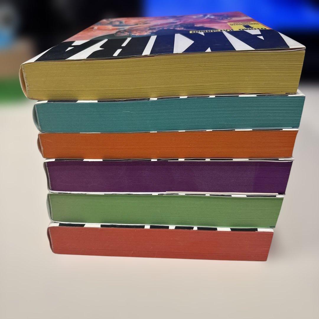 AKIRA アキラ　マンガ　全巻セット　美品です