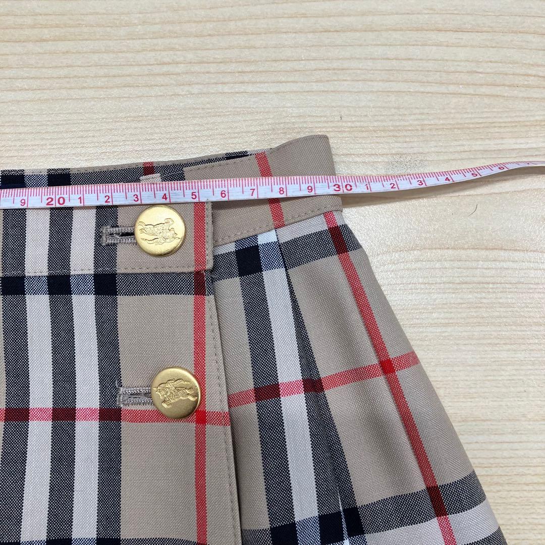 Burberry チェック柄 スカート