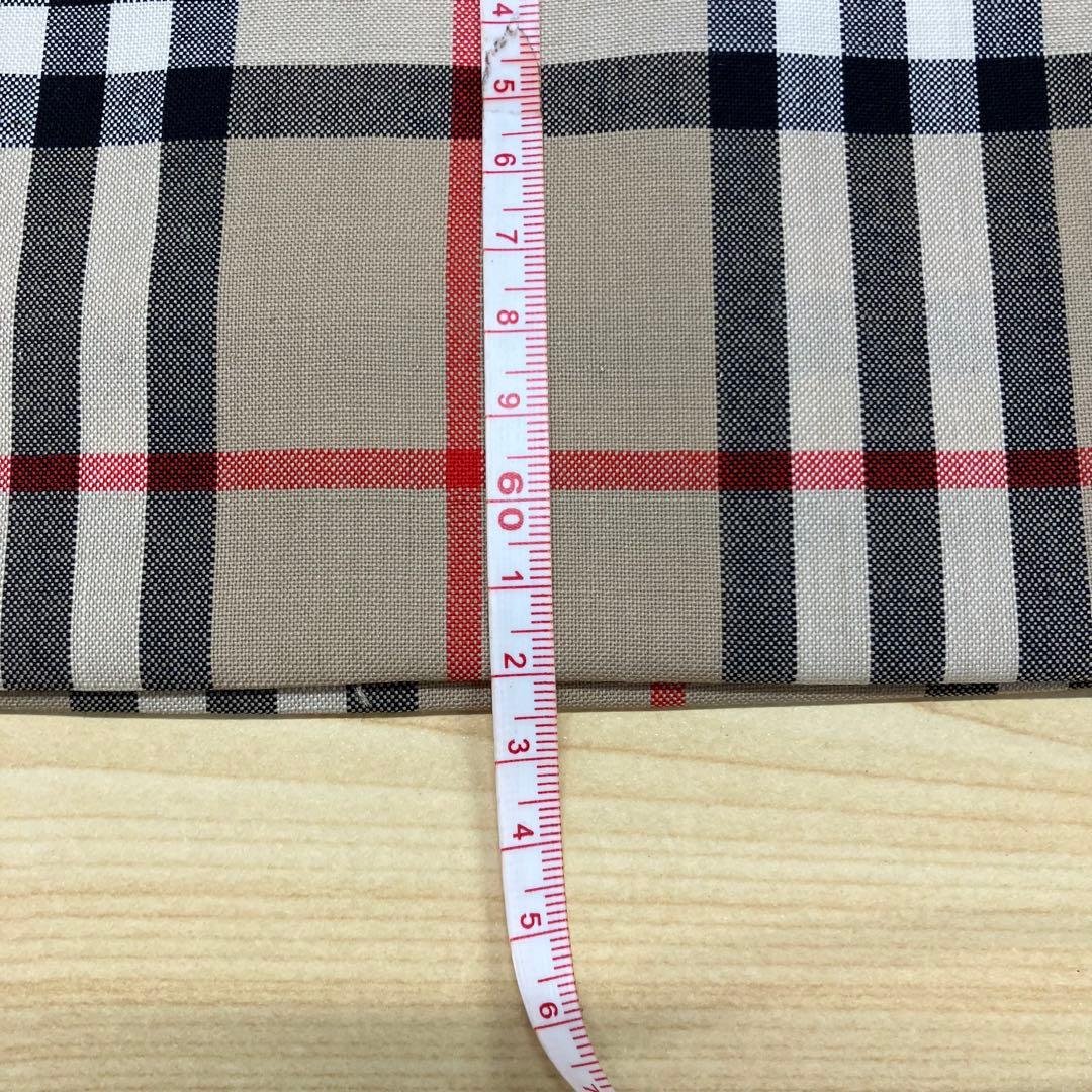 Burberry チェック柄 スカート