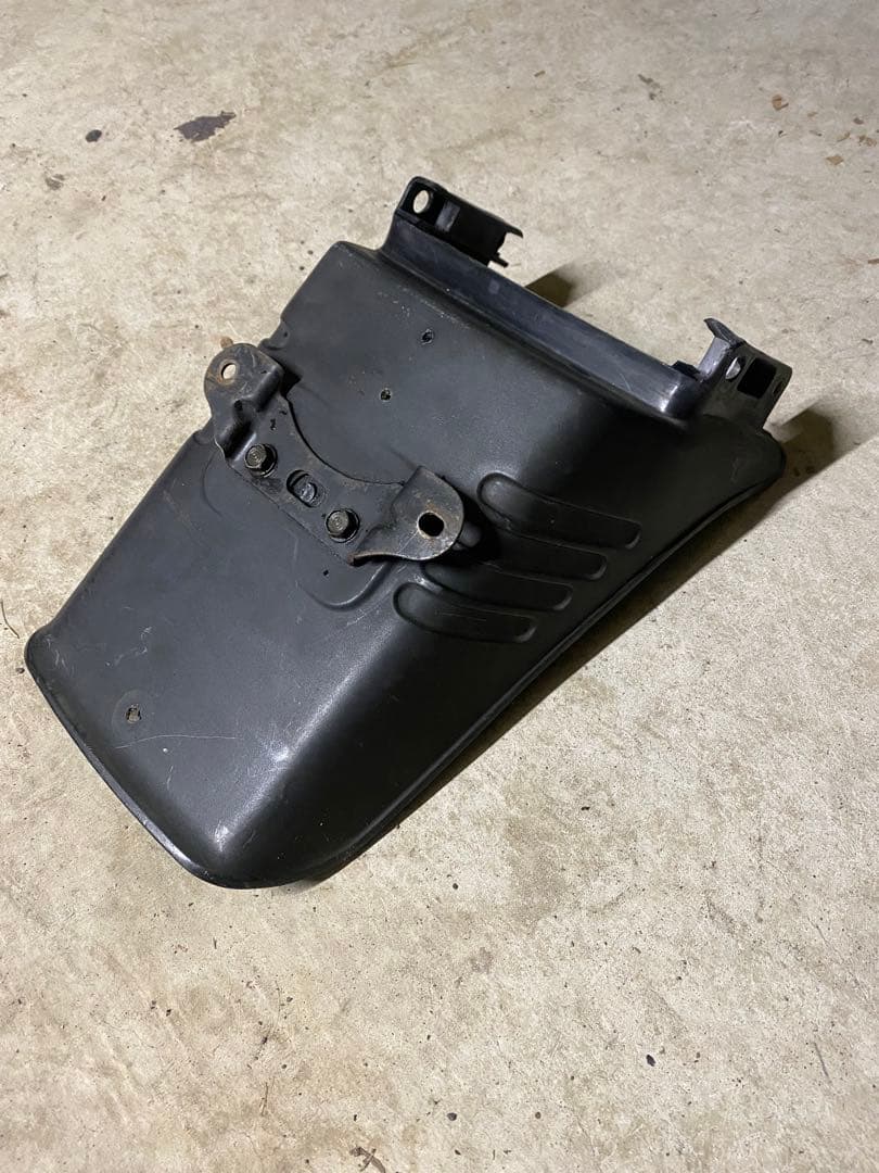 CBX400F/CBX550F 純正チェーンケース　リアフェンダー泥よけ　当時物