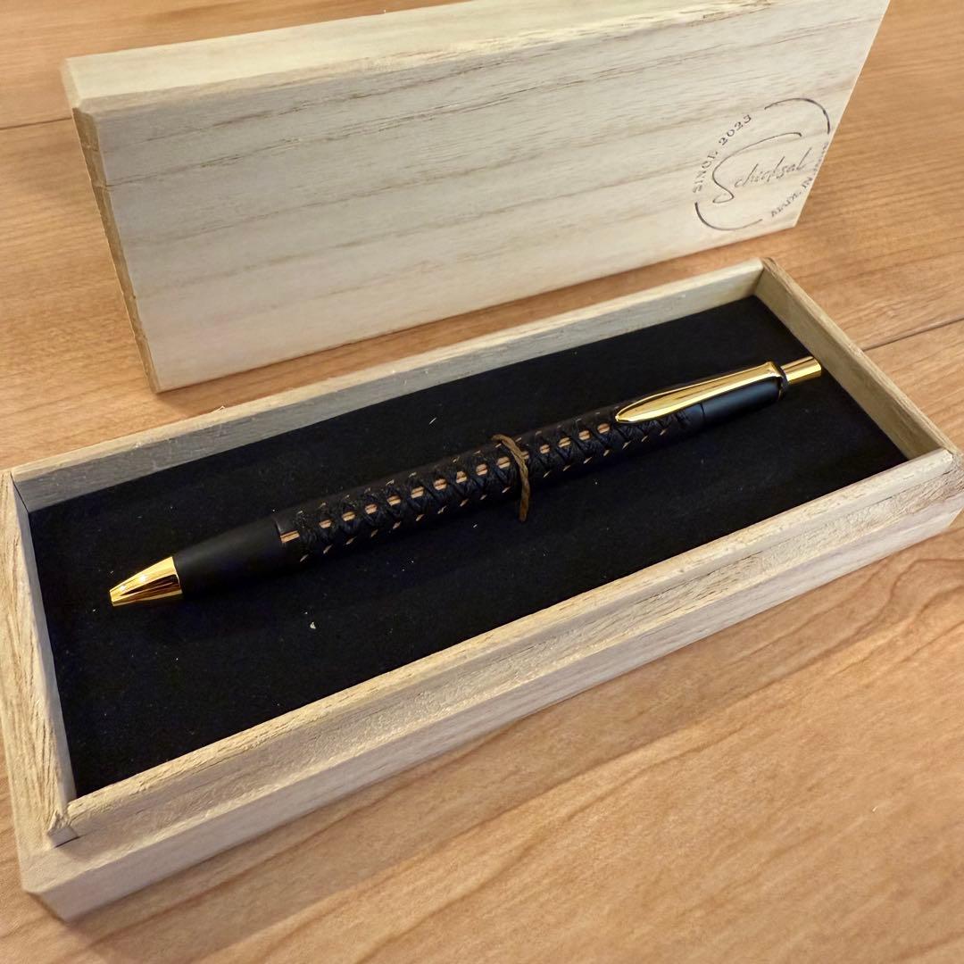 革軸ペン　ヌメ革 ブラック　シックザール　schicksal