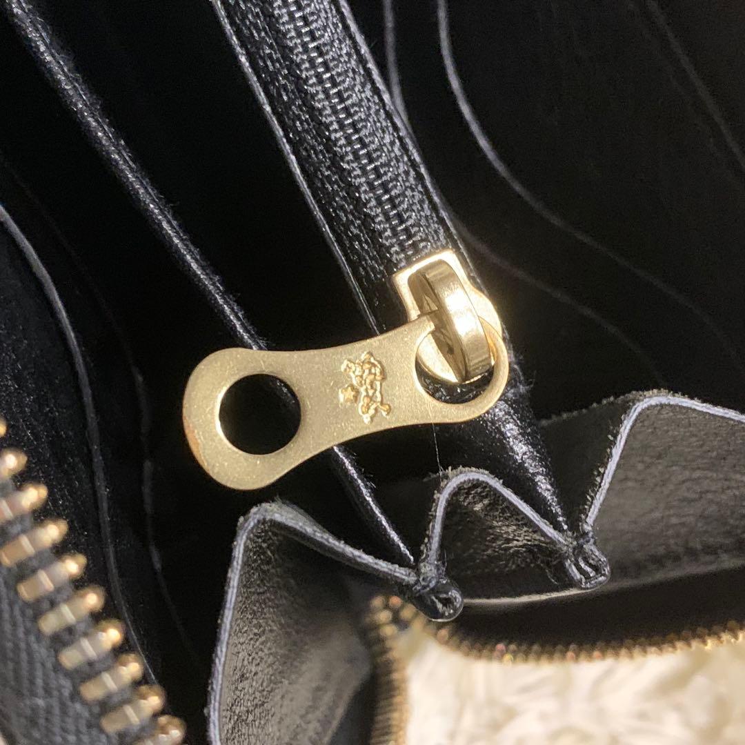 未使用級✨イルビゾンテ 長財布 ロゴ型押し ラウンドファスナー レザー ブラック