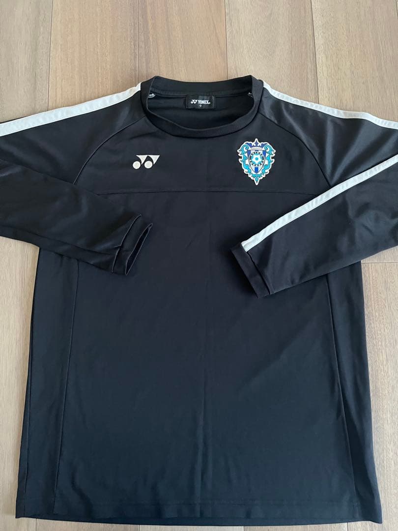 アビスパ福岡　練習着　YONEX 黒 長袖シャツ エンブレム付き　専用