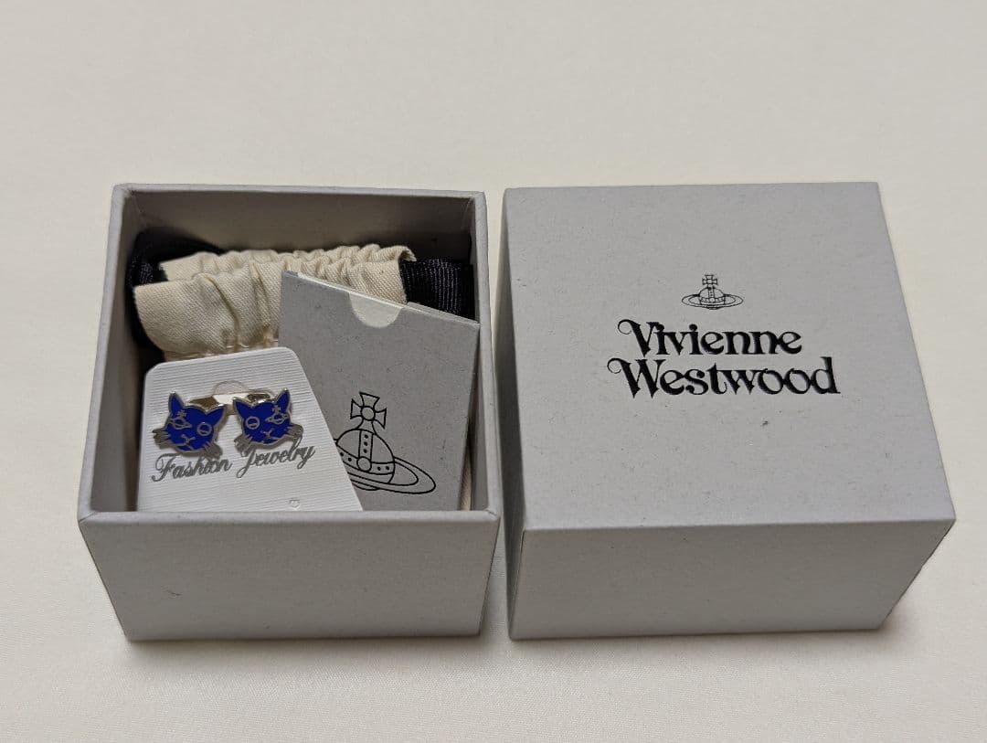 【極美品】VivienneWestwood ヴィヴィアン ピアス キャットオーブ