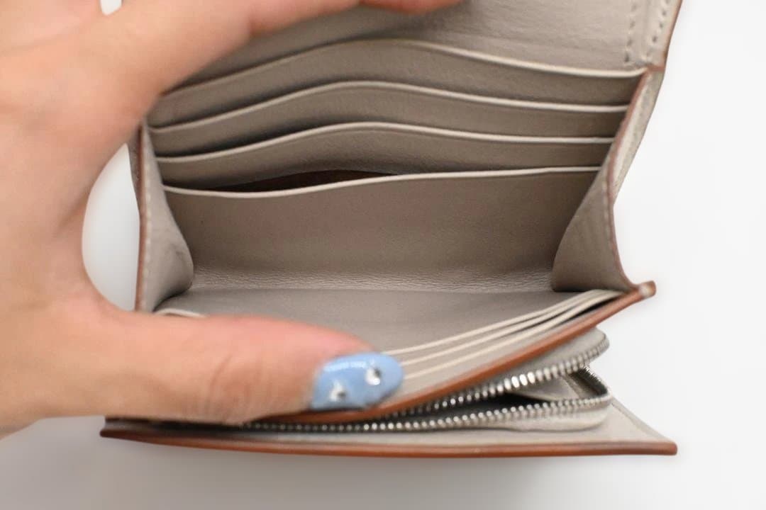 【美品】LOEWE　ロエベ　アナグラム　コンパクトウォレット　二つ折り財布