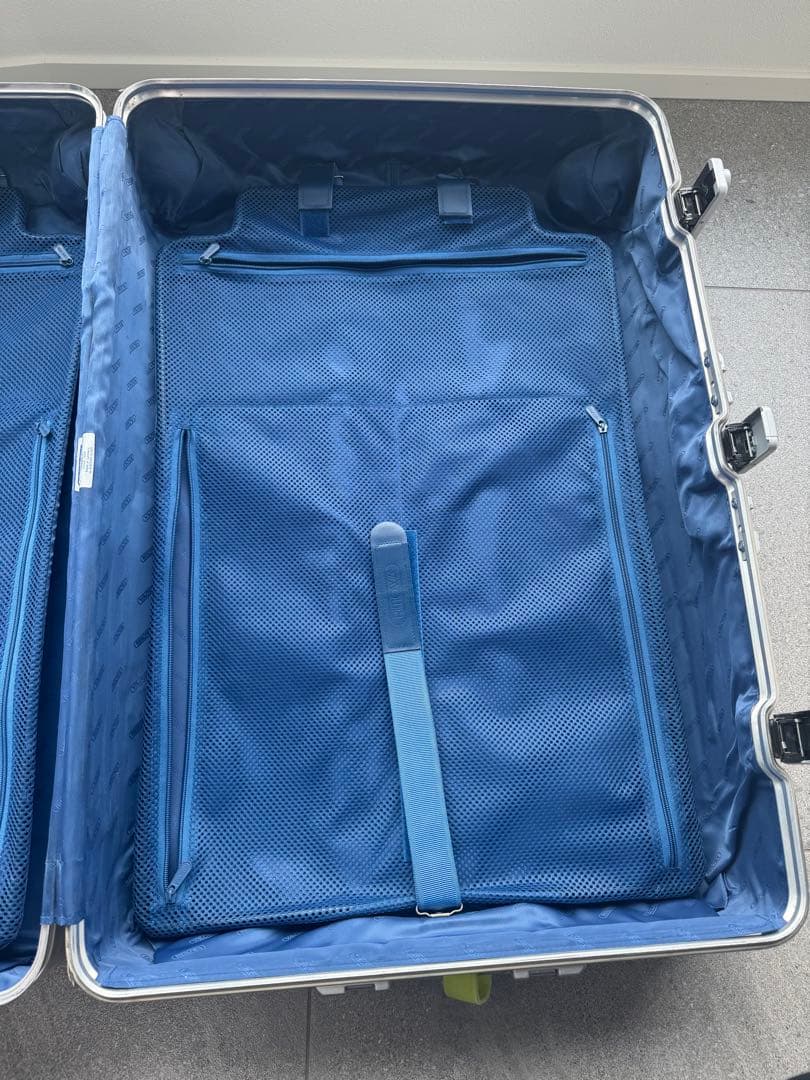 青タグ リモワ トパーズ 4輪キャリーバッグ 86L トパーズ　アルミニウム
