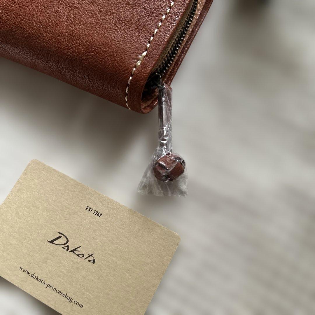 新品Dakotaダコタ牛革財布お勧め