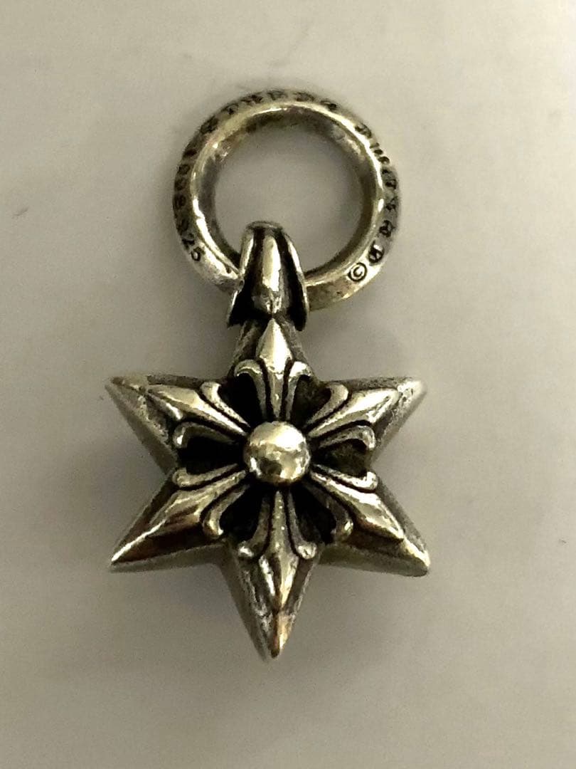 アクセサリー Chrome Hearts 6 Point Star Charm