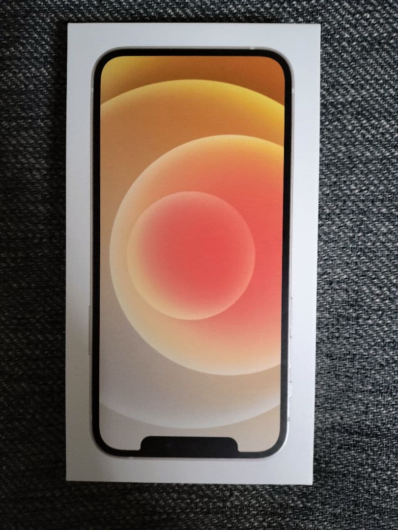 Apple iPhone 12 本体 64GB ホワイト 美品