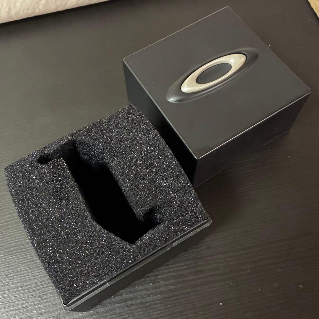 Oakley クラッシュ　ラバーベルト 時計 青