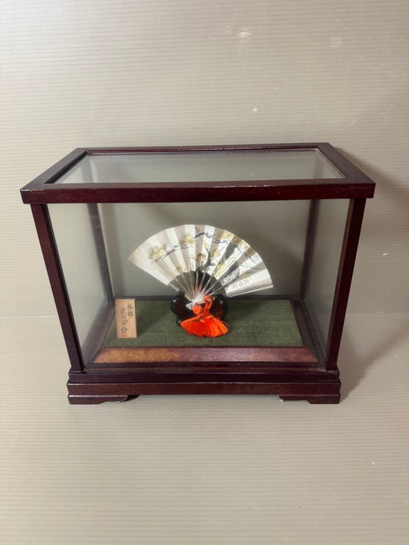 2726 武比古作 純銀　松竹梅　扇　置物　ガラスケース付