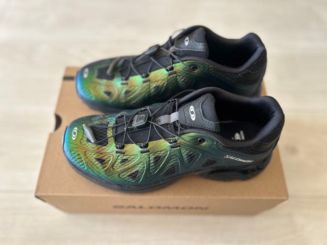 【ほぼ新品】Salomon XT-WHISPER VOID スニーカー