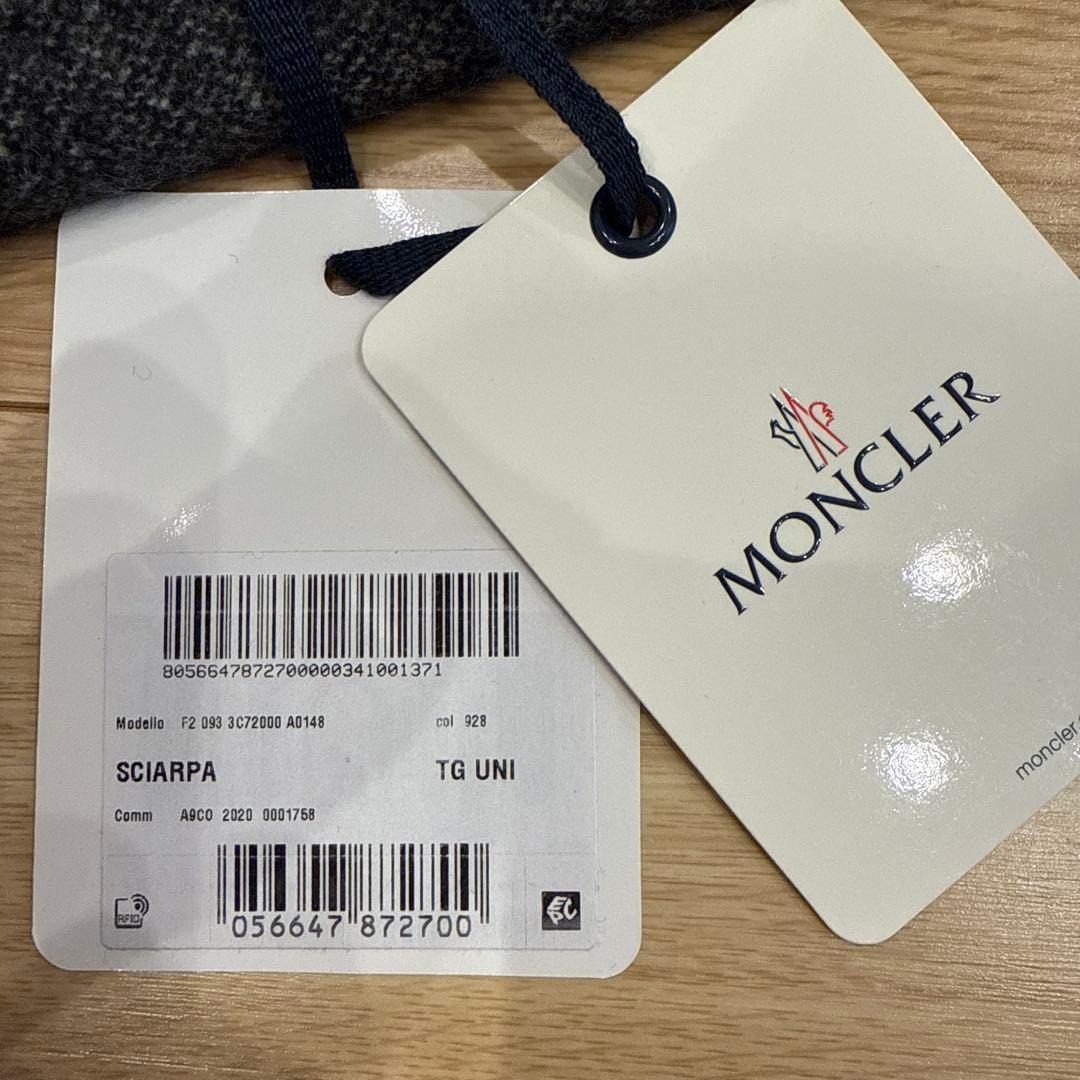 新品未使用タグ付☆MONCLER モンクレール　大判マフラー　ブランケット