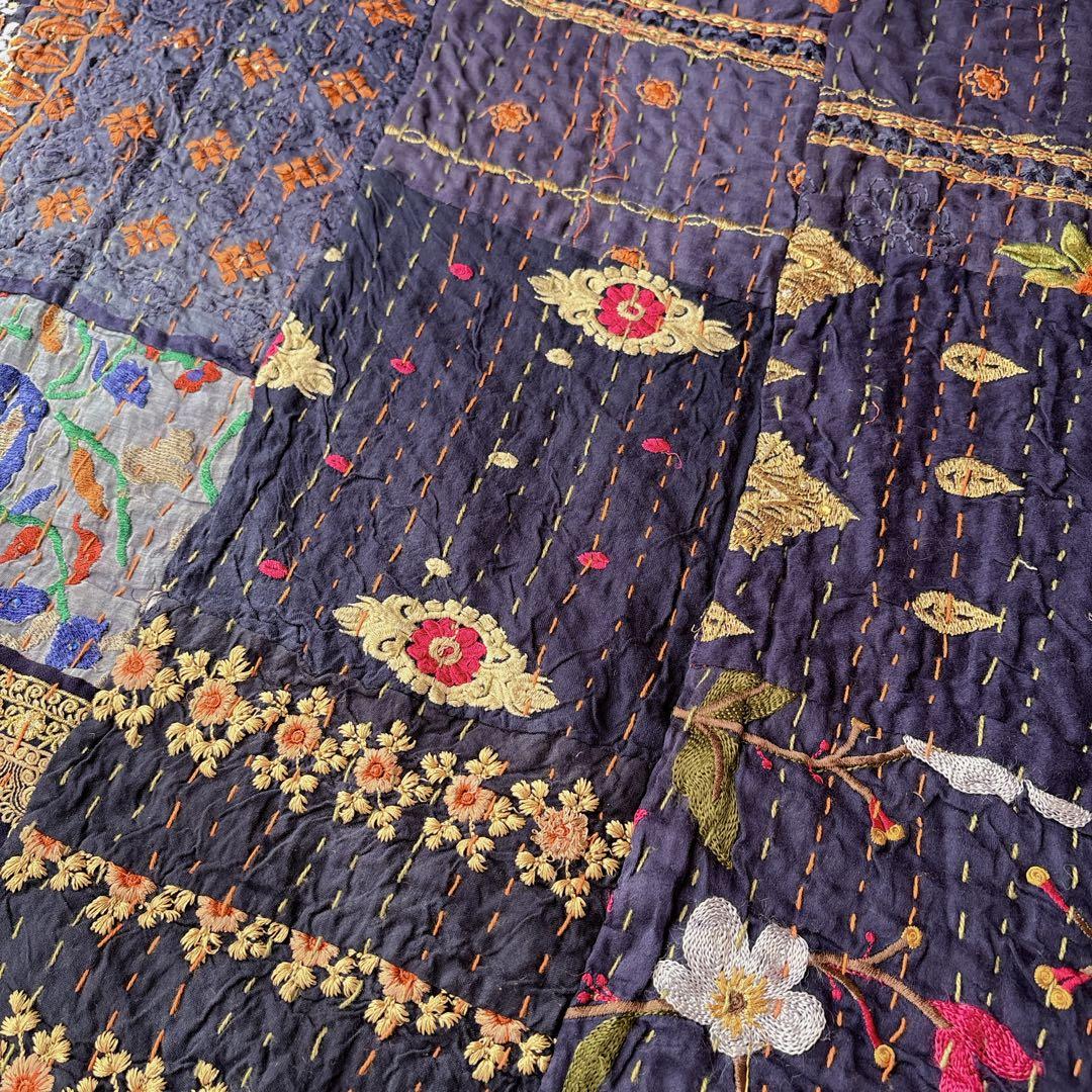 未使用❁大判　エンブロイダリー　ネイビー　パッチワークカンタキルトマルチカバー