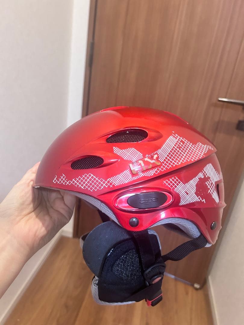 デサント　子ども用スキーウェアセット140（赤ジャケット・黒パンツ・ヘルメット）