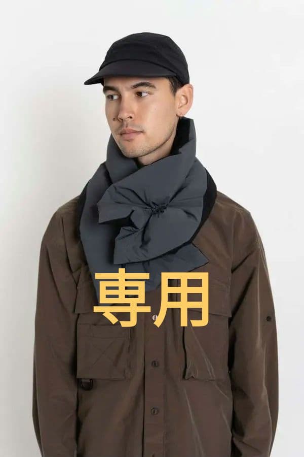 美品meanswhile WrapDownMufflerダウンマフラー