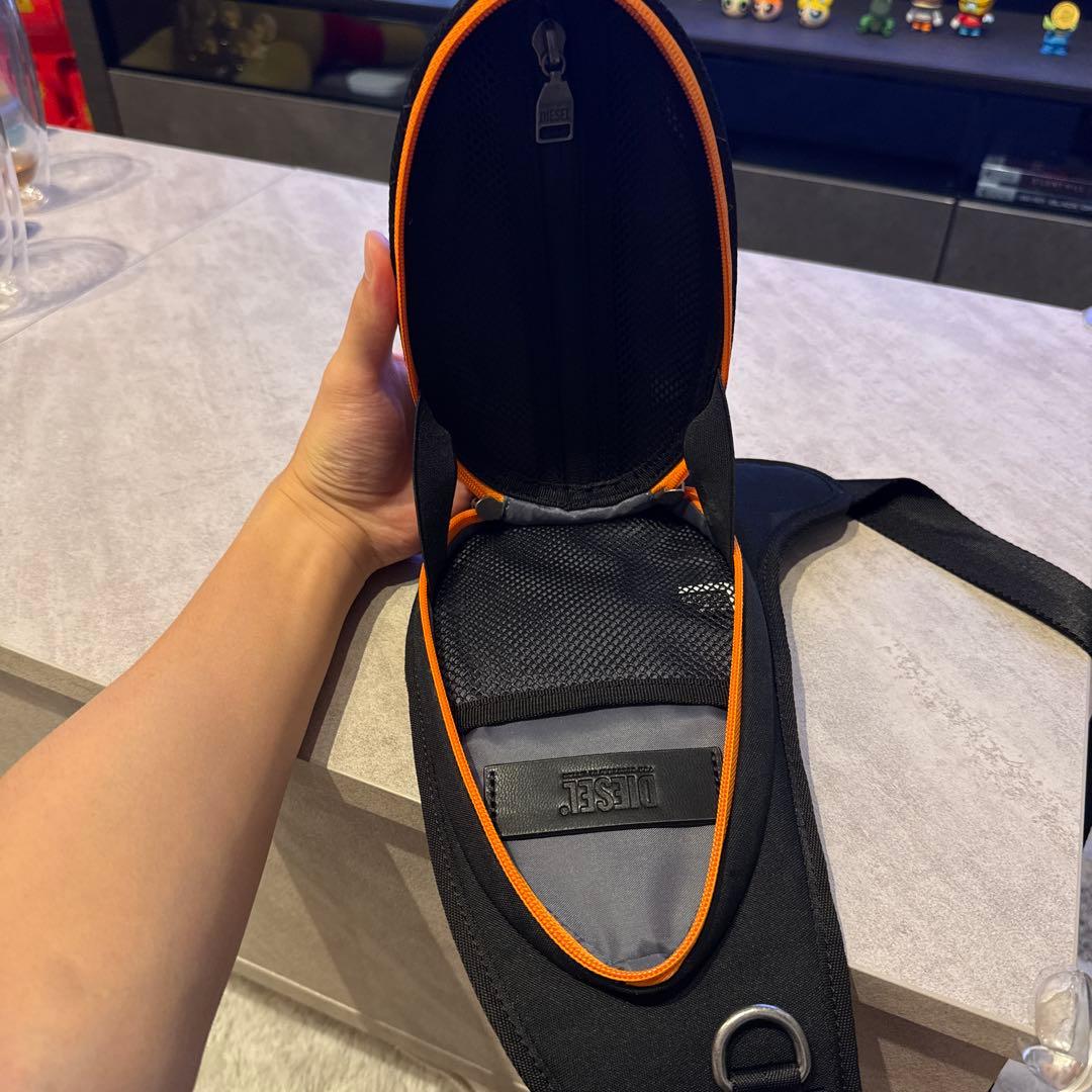 DIESEL ボディバッグ ほぼ未使用