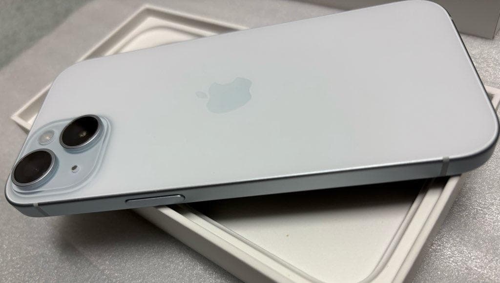 【最大容量92%】iPhone15 128GB SIMフリー ブルー