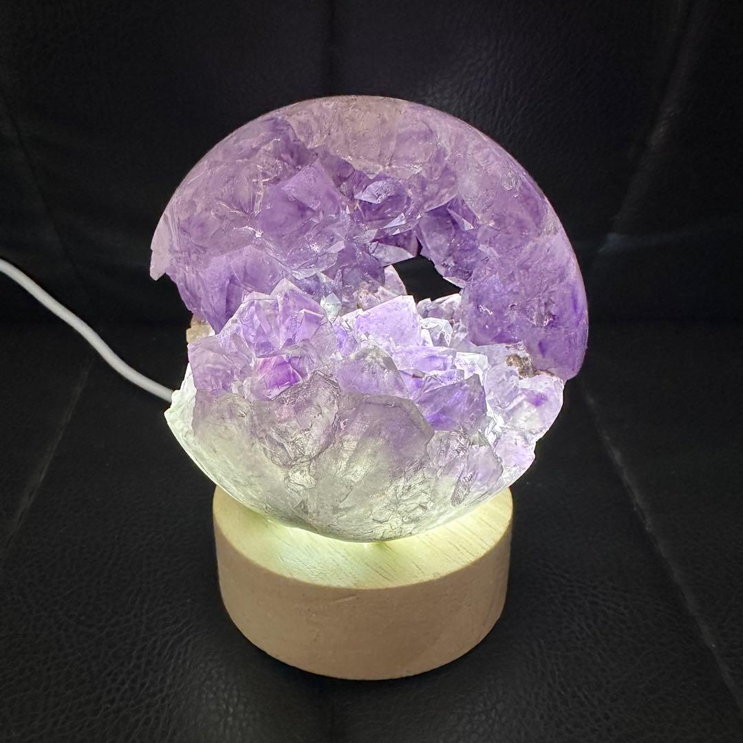 天然石アメジストの笑い口　置物　スフィアD.77