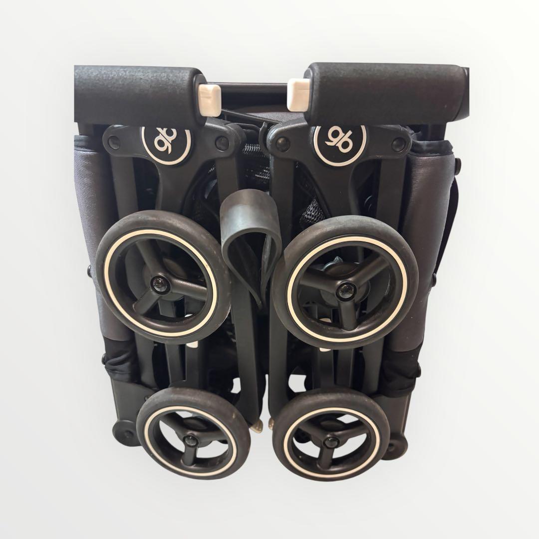 gb 折りたたみベビーカー