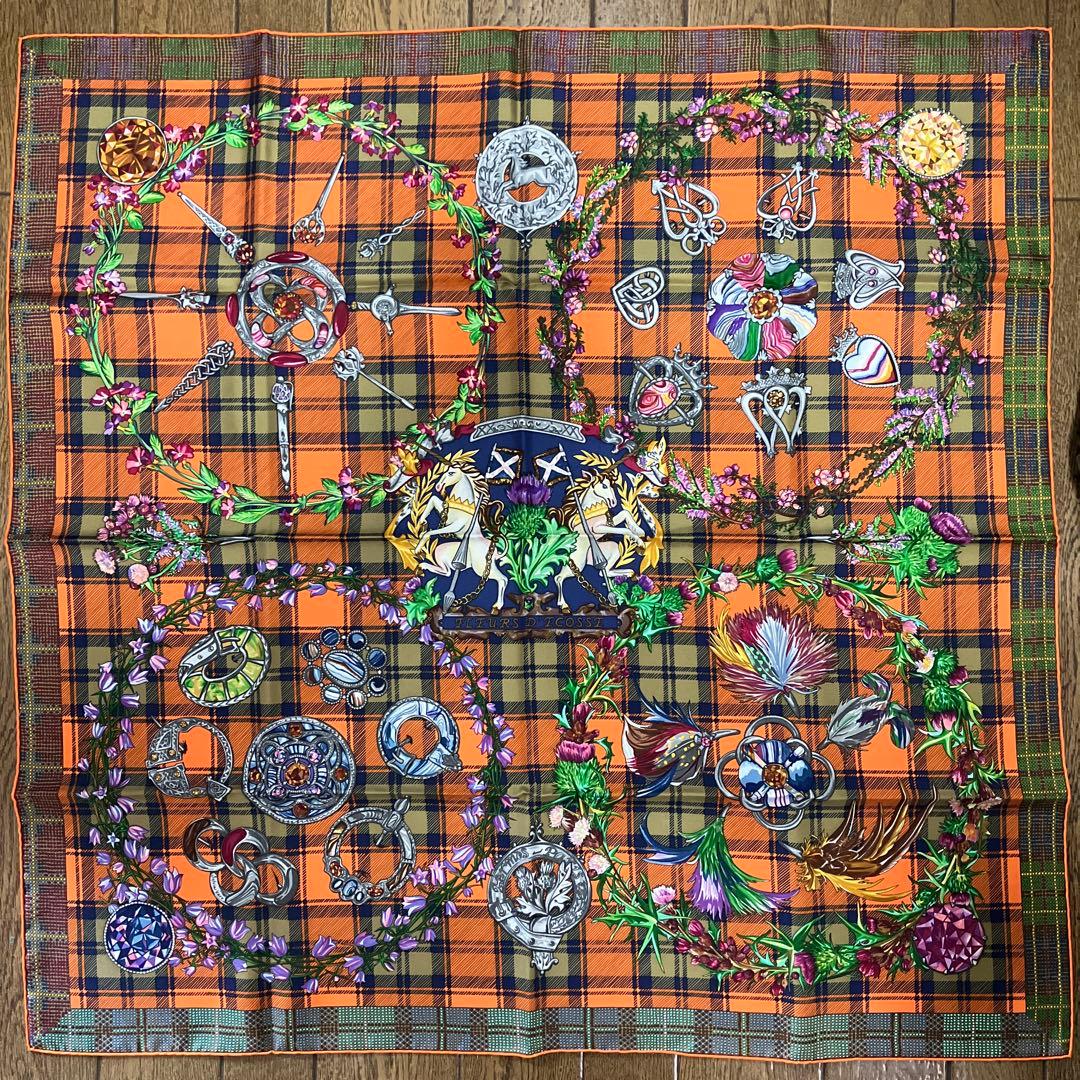 エルメス　スカーフ 90cm 未使用新品❗️レア柄❣️「スコットランドの花」