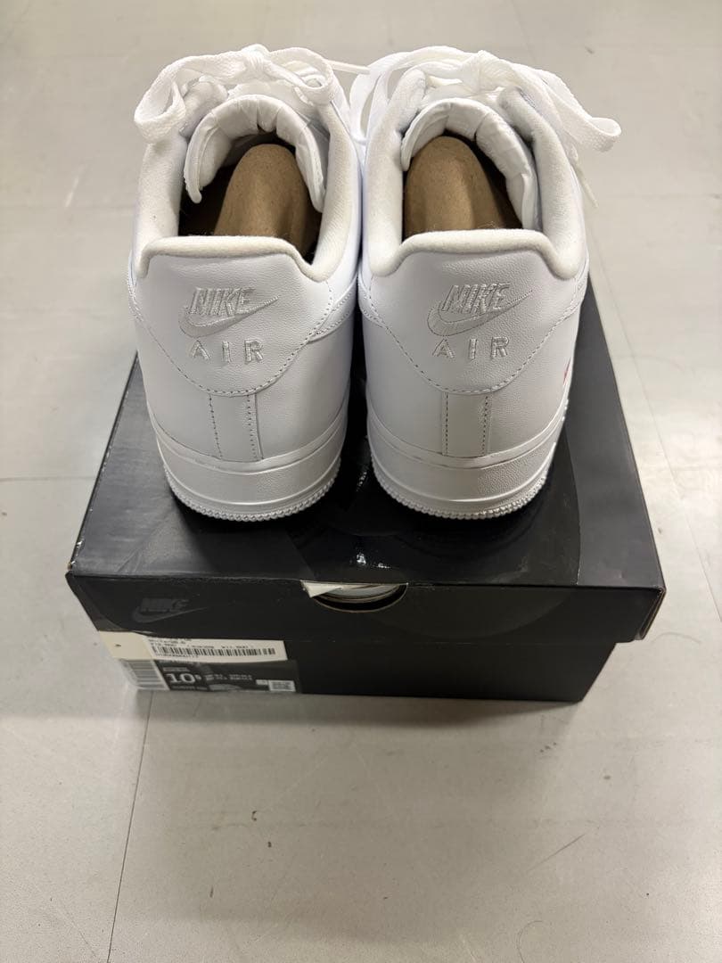 Nike Air Force 1 Supreme ホワイト