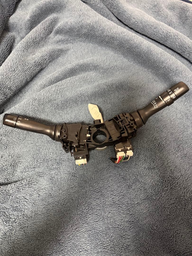 プリウス zvw30 後期 コンビネーションスイッチ usdm 北米トヨタ