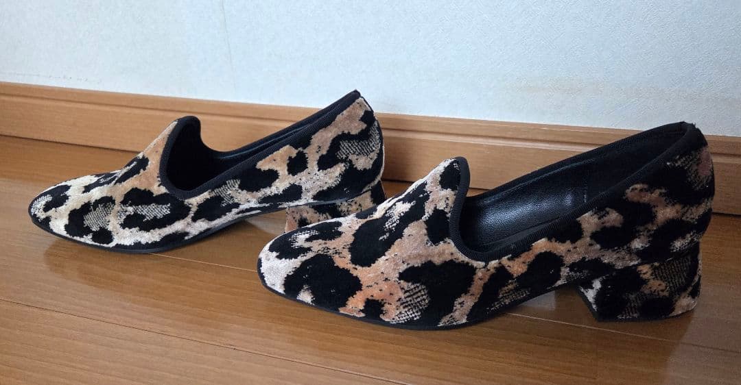 PIPPICHIC　25cm　サイズ38 レオパード スリッポン パンプス