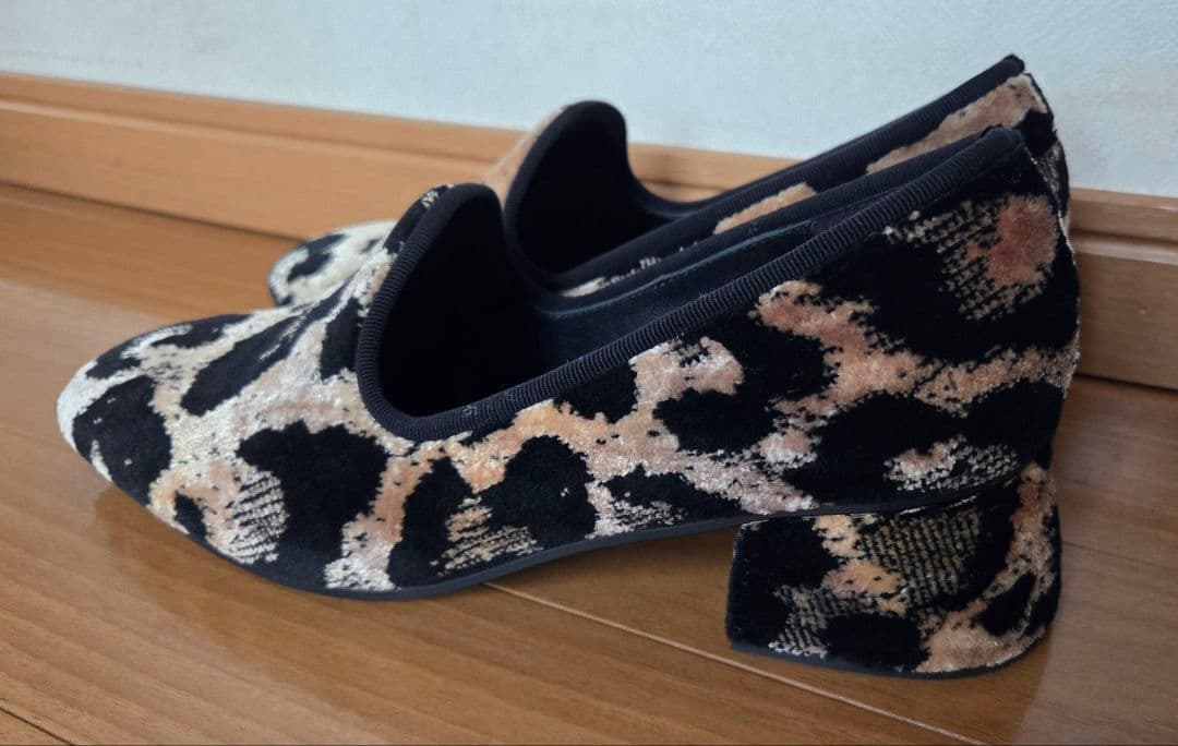 PIPPICHIC　25cm　サイズ38 レオパード スリッポン パンプス