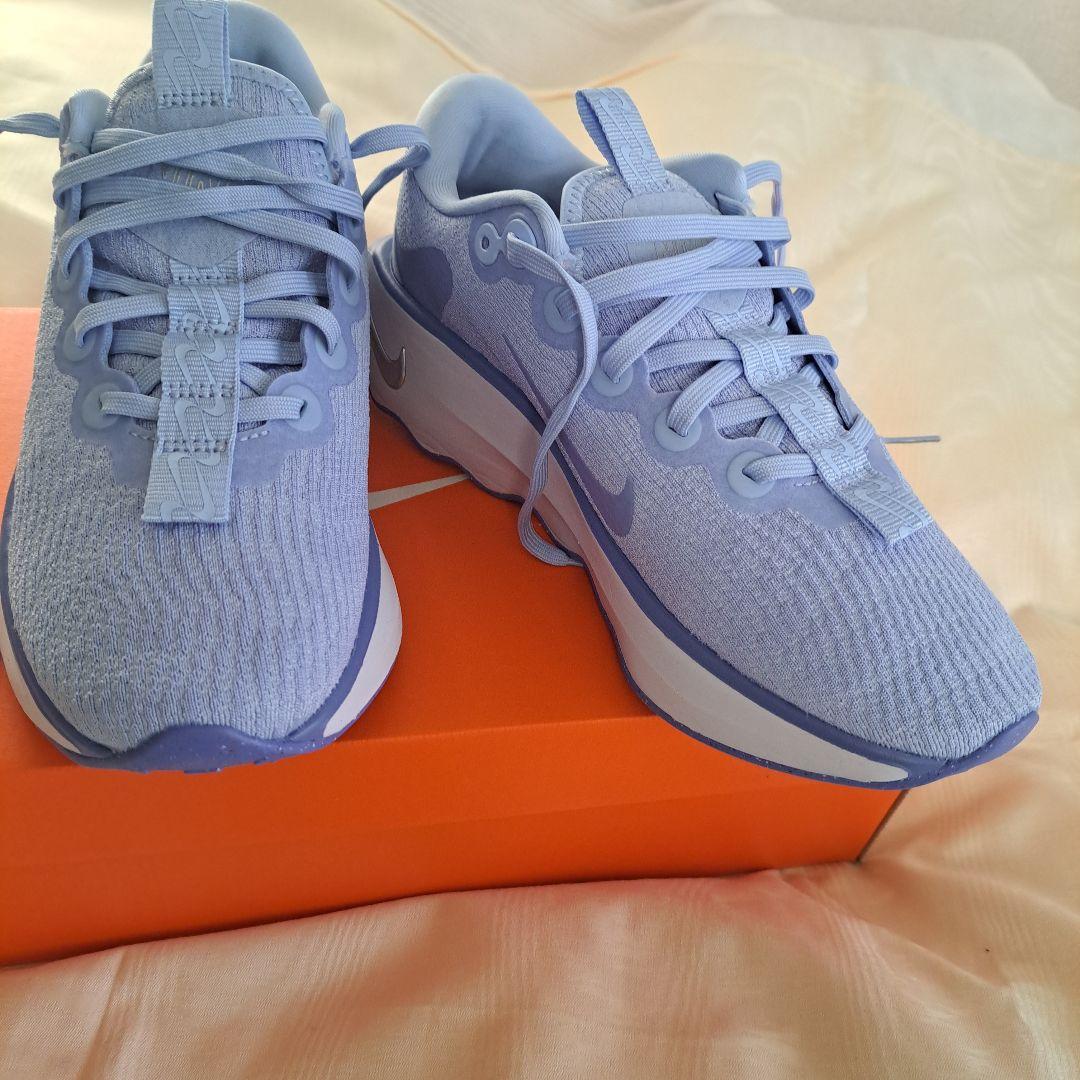 Nike ウオーキングシューズ　モティバ