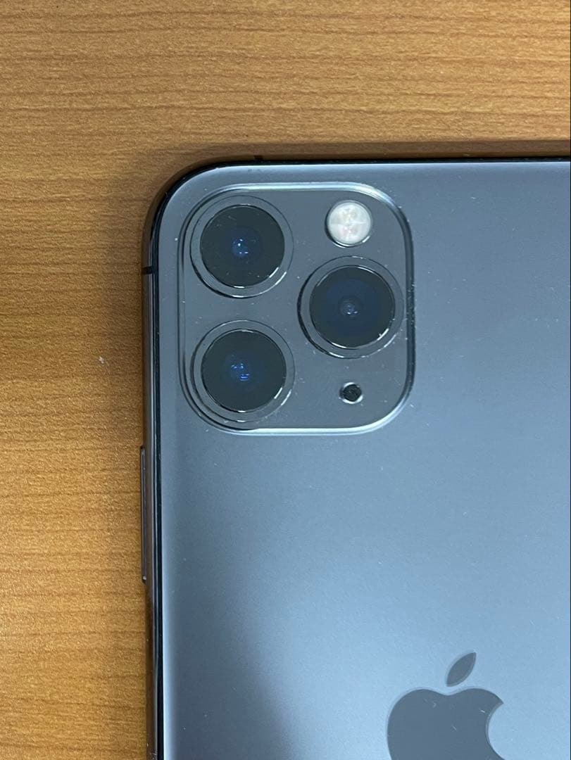 B*︎様 動作確認済み iPhone 11 Pro 64GB ID X4419