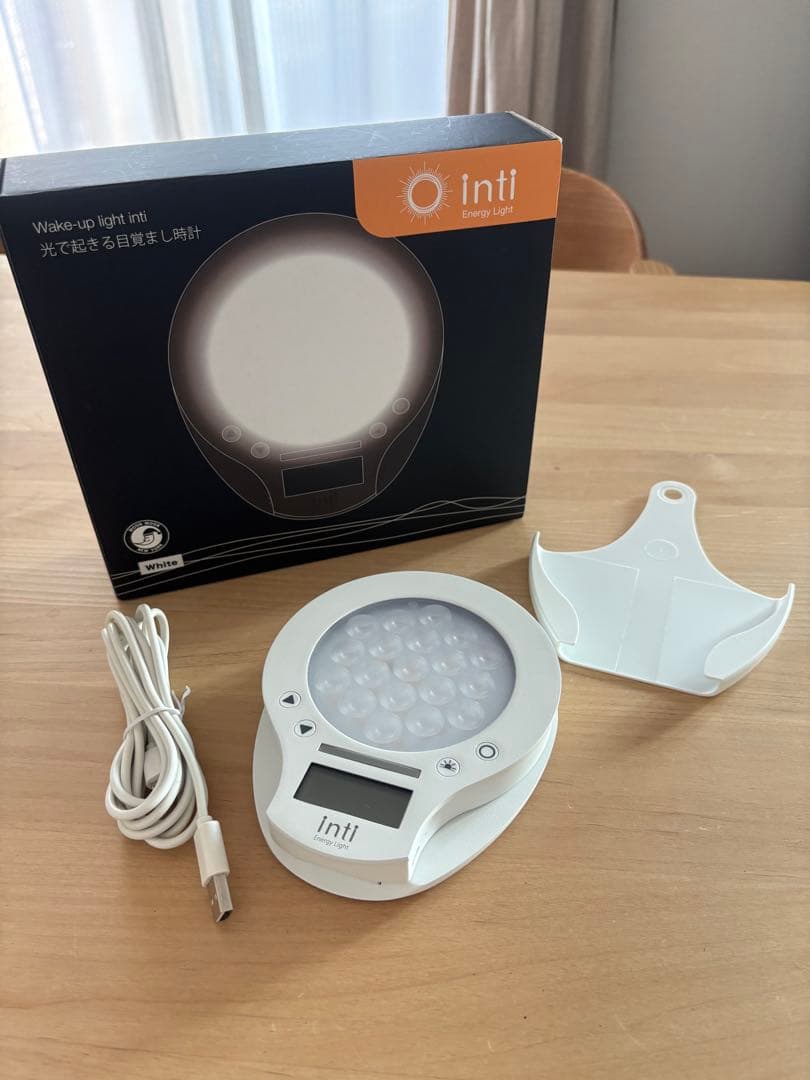 【美品】inti4s 光で起きる目覚まし時計 inti Energy Light