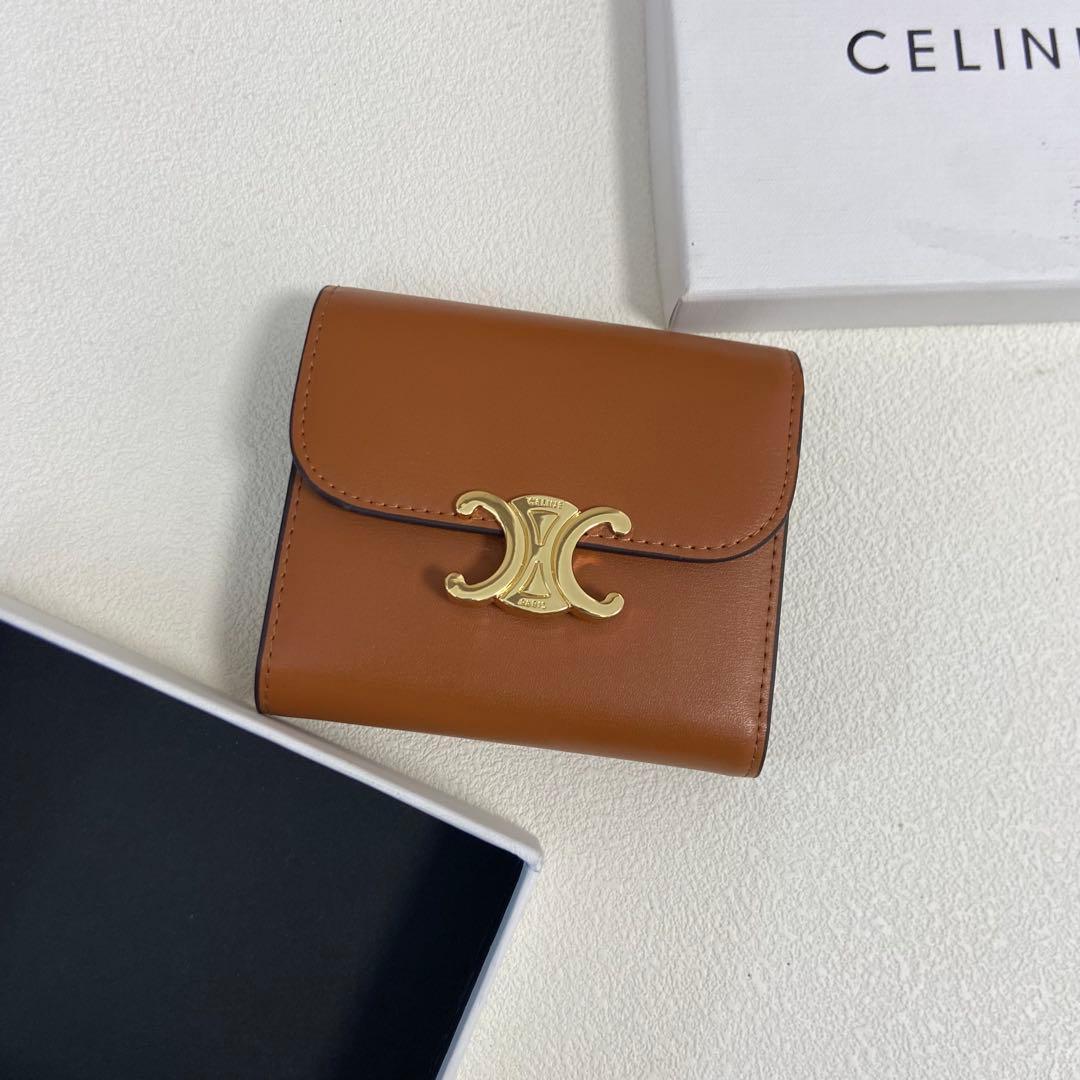 Fa CELINE ブラウン 三つ折り財布