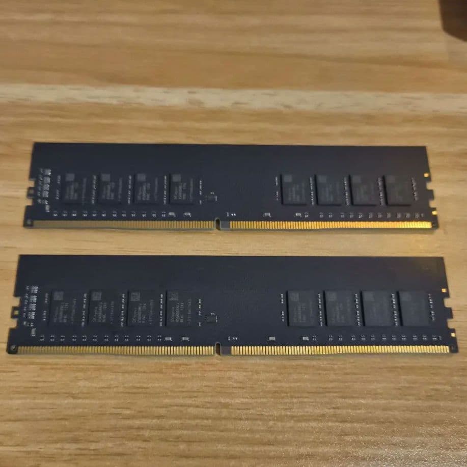 デスクトップ用メモリ　DDR4 3200MHz 64GB（32GBx2枚）