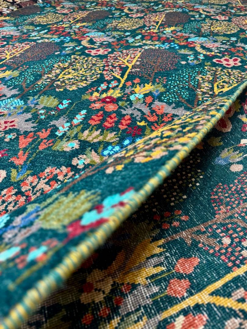 ペルシャ 手織り絨毯 ( Tree Of Life )