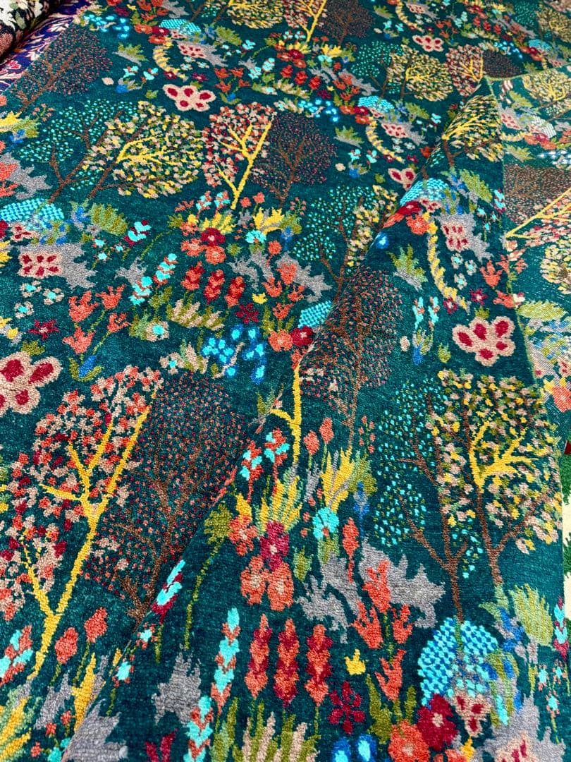 ペルシャ 手織り絨毯 ( Tree Of Life )