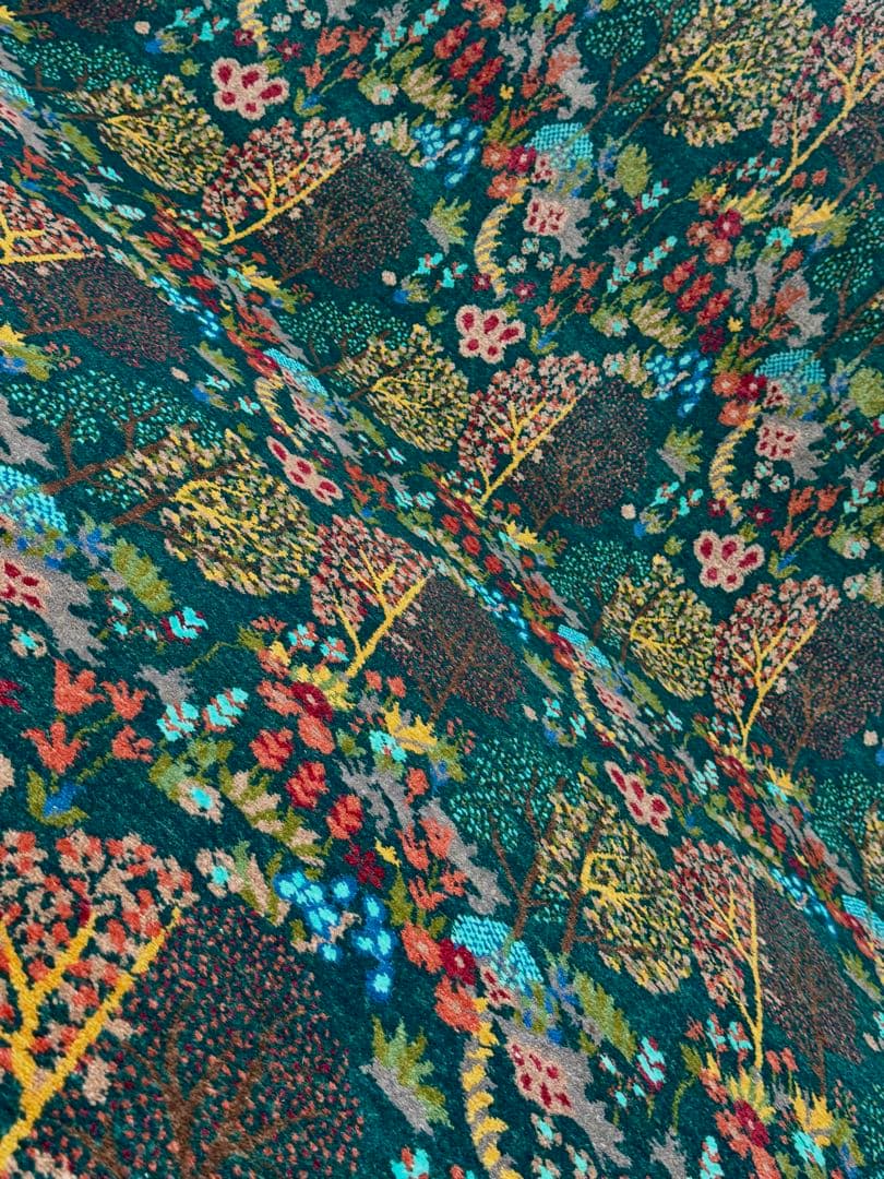 ペルシャ 手織り絨毯 ( Tree Of Life )