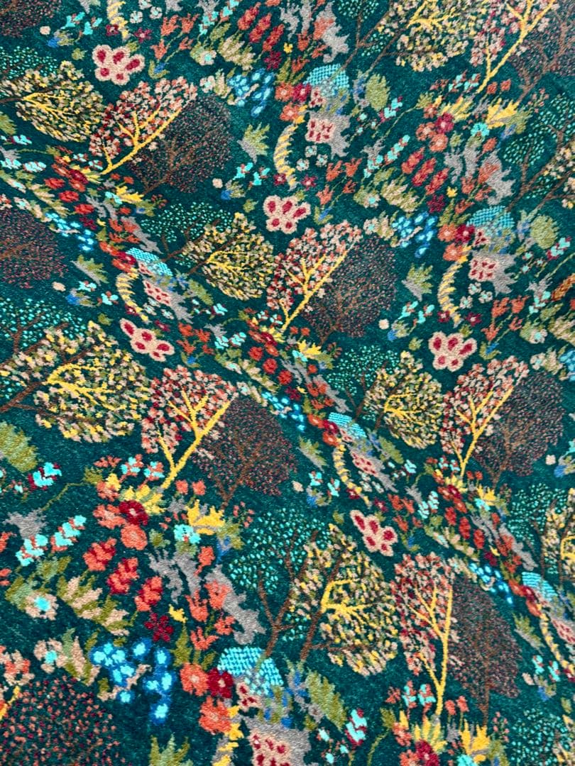 ペルシャ 手織り絨毯 ( Tree Of Life )