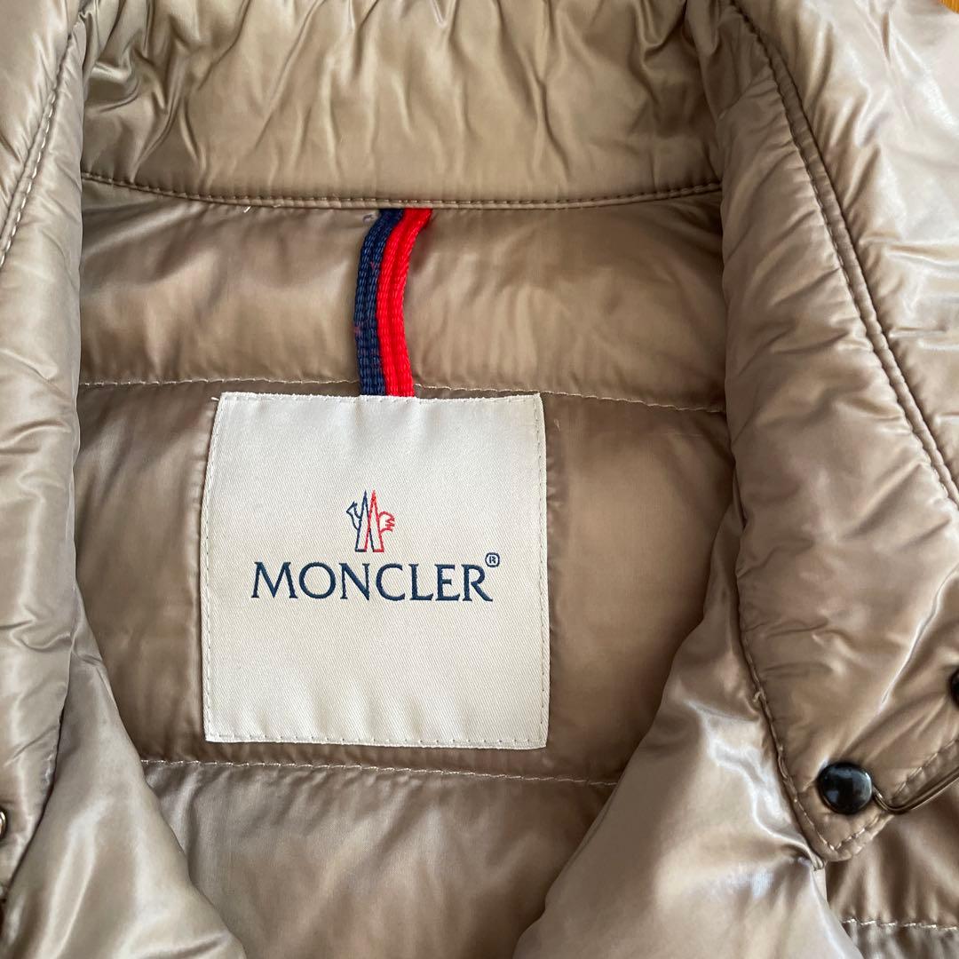 MONCLER ベージュ ダウンコート ベルト付き
