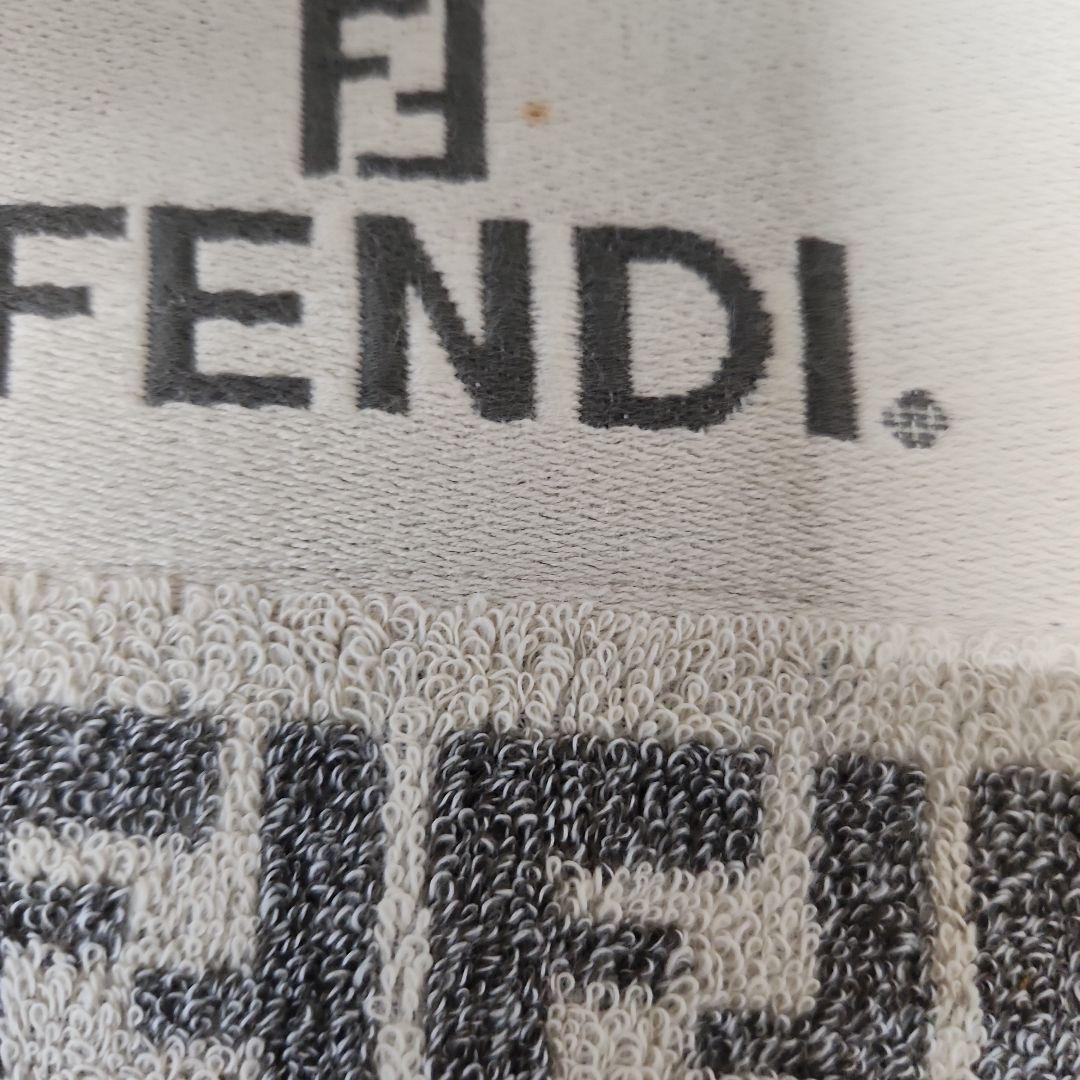 FENDI フェンディ タオルケット 未使用 ズッカ FF柄 箱あり