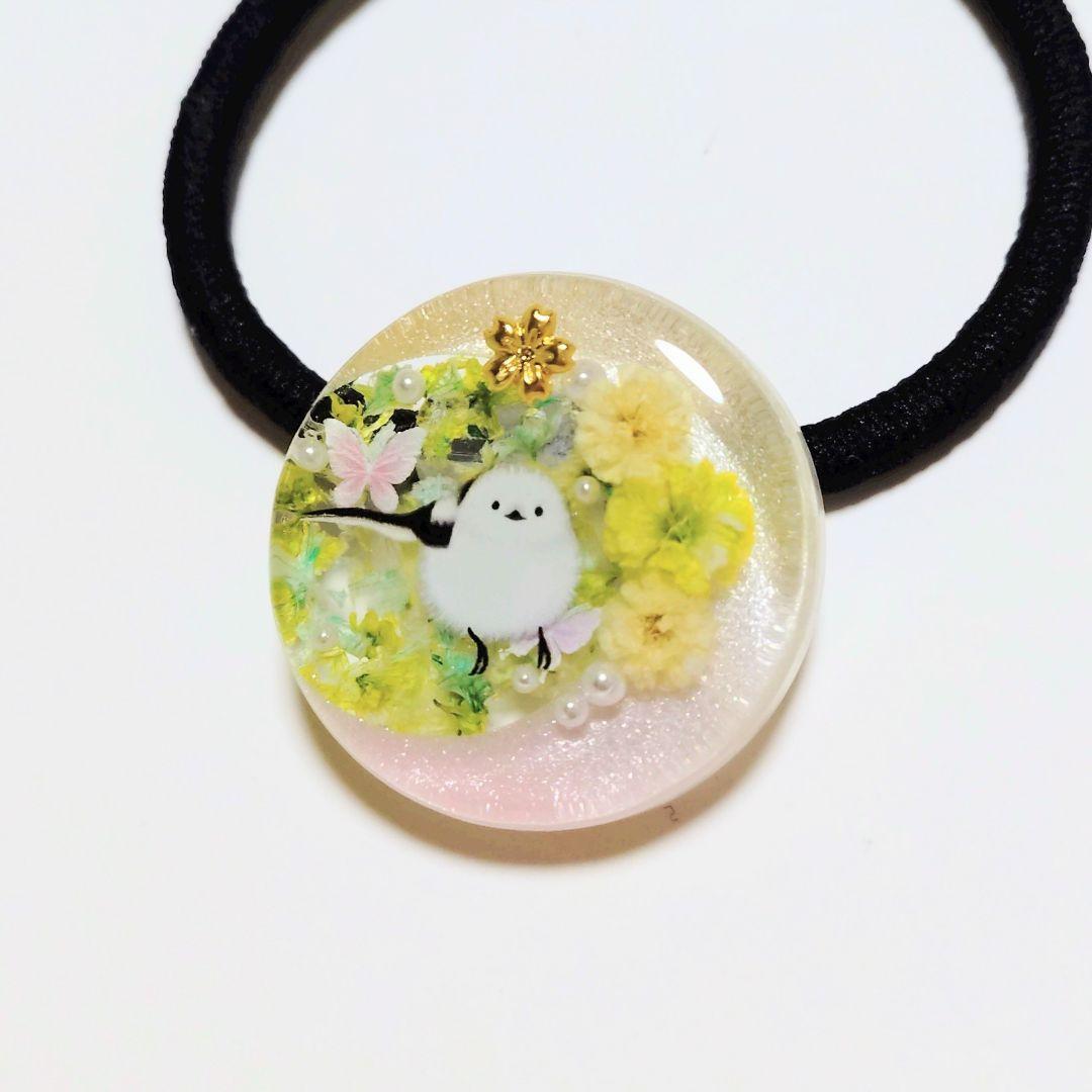 No.450　レジン ヘアゴム キーホルダー ピンバッジ 桜シマエナガ透け感あり