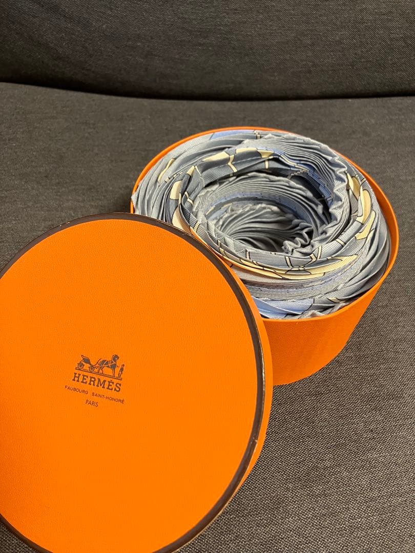 HERMES プリーツスカーフ 青系